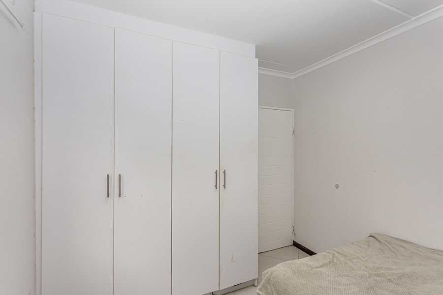 2 Bedroom Property for Sale in Buh Rein Estate Western Cape